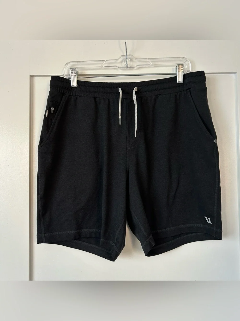 Vuori Ponto Performance Short 7” in Black Heather Size Large